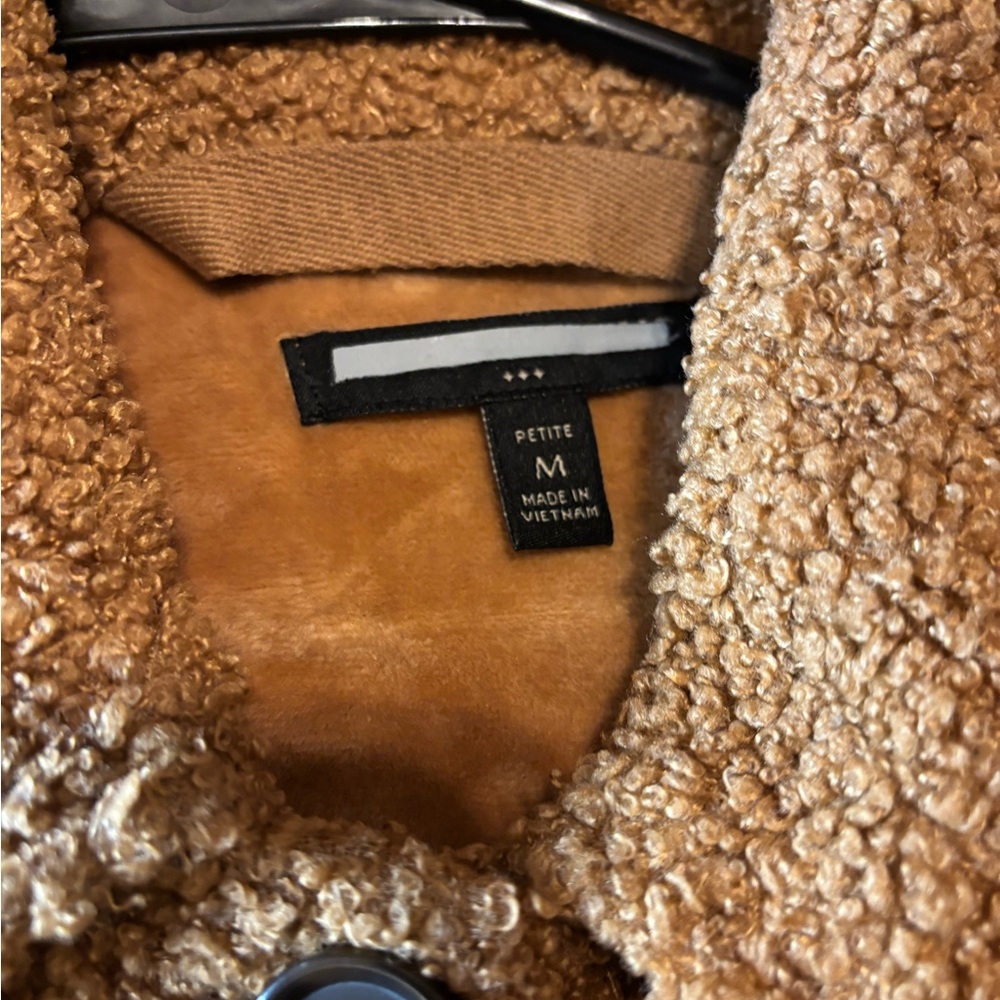 Fuzzy beige petite teddy jacket - Picture 6 of 6